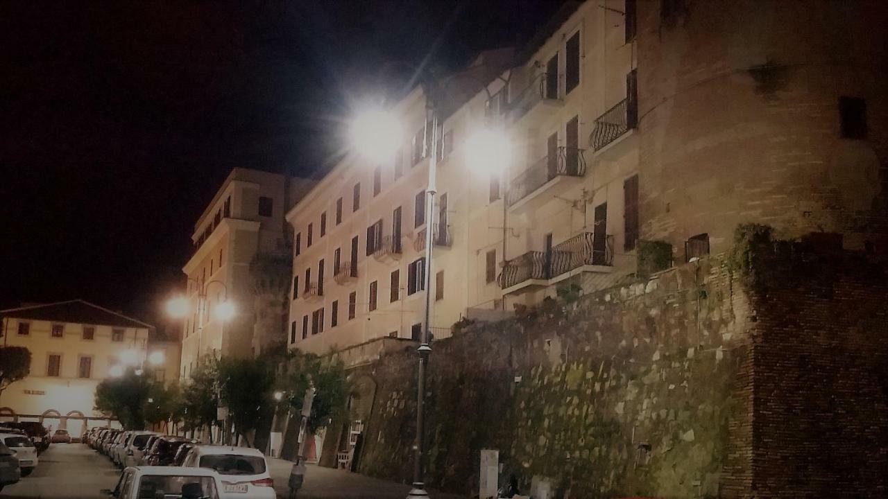 Lory'S Home Near Rome, Giubileo 2025 Nettuno Bagian luar foto