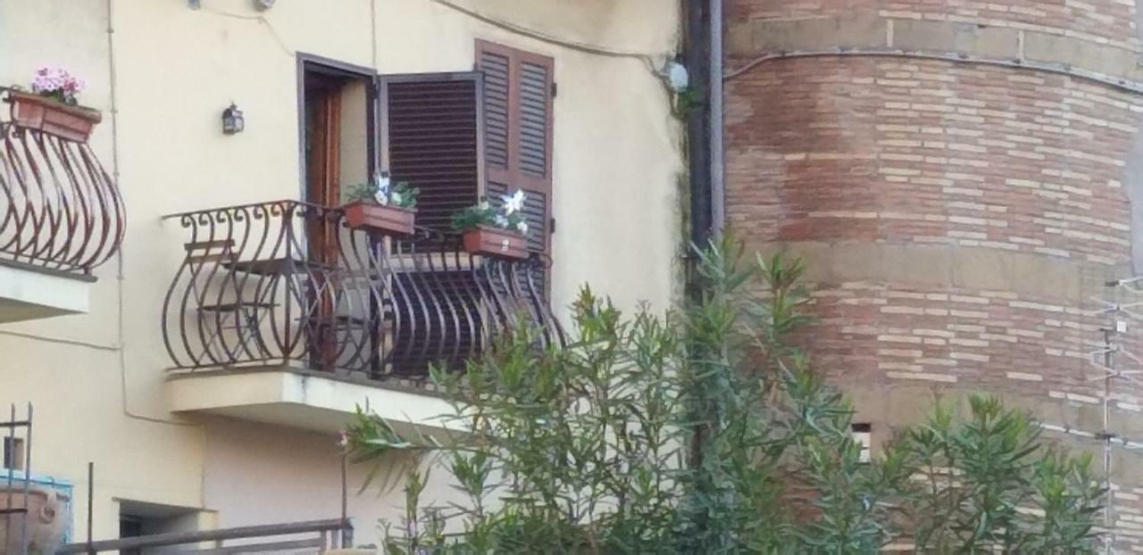 Lory'S Home Near Rome, Giubileo 2025 Nettuno Bagian luar foto